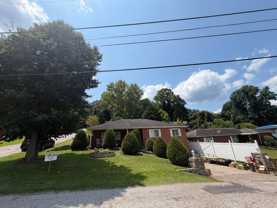 1901 Pinewood Dr - Photo 1 of 1
