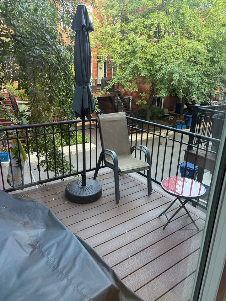 2809 N Wolcott Ave #F - Photo 2 of 9