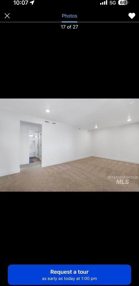 20455 Weymouth Pl - Photo 4 of 8