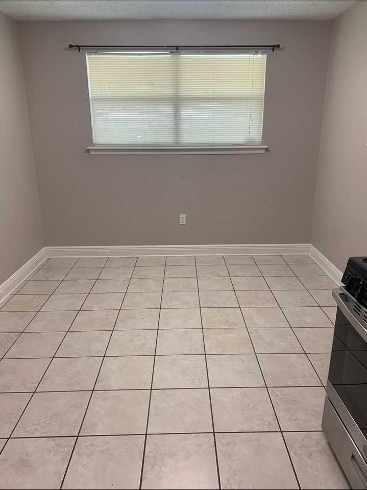 1226 Gaudet Dr - Photo 2 of 8