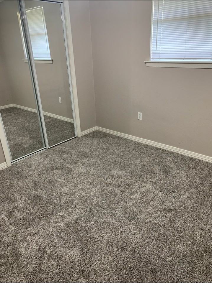 1226 Gaudet Dr - Photo 6 of 8