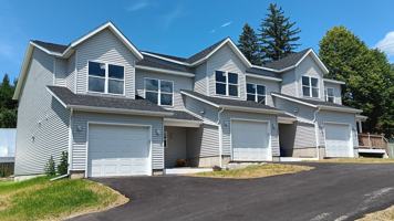 featured image of 3 School St #1