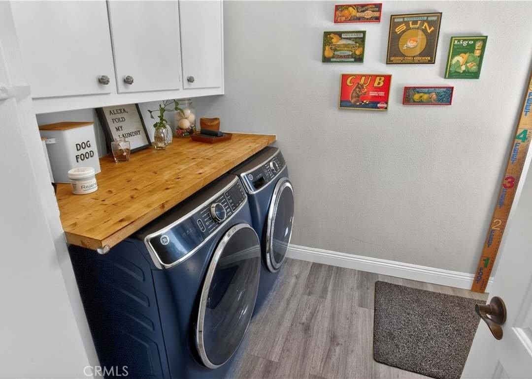 1383 N 2nd Ave - Photo 2 of 19