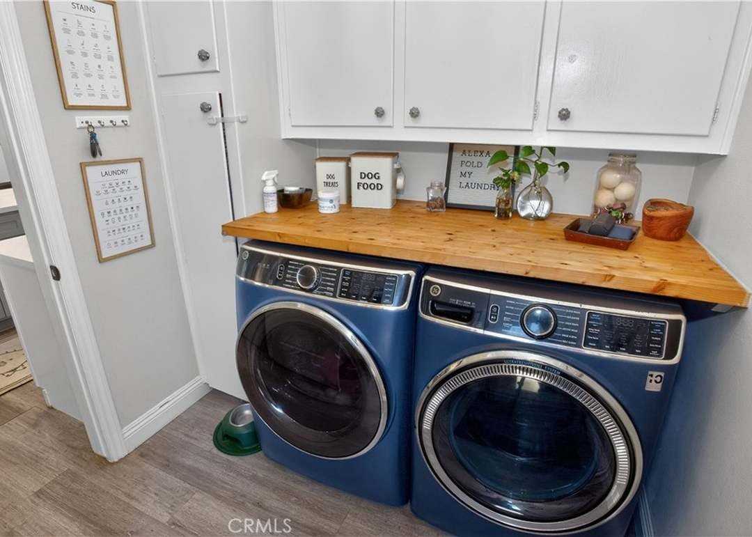 1383 N 2nd Ave - Photo 3 of 19