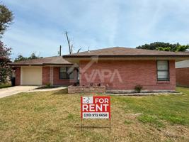 featured image of 4907 Stoneleigh Dr