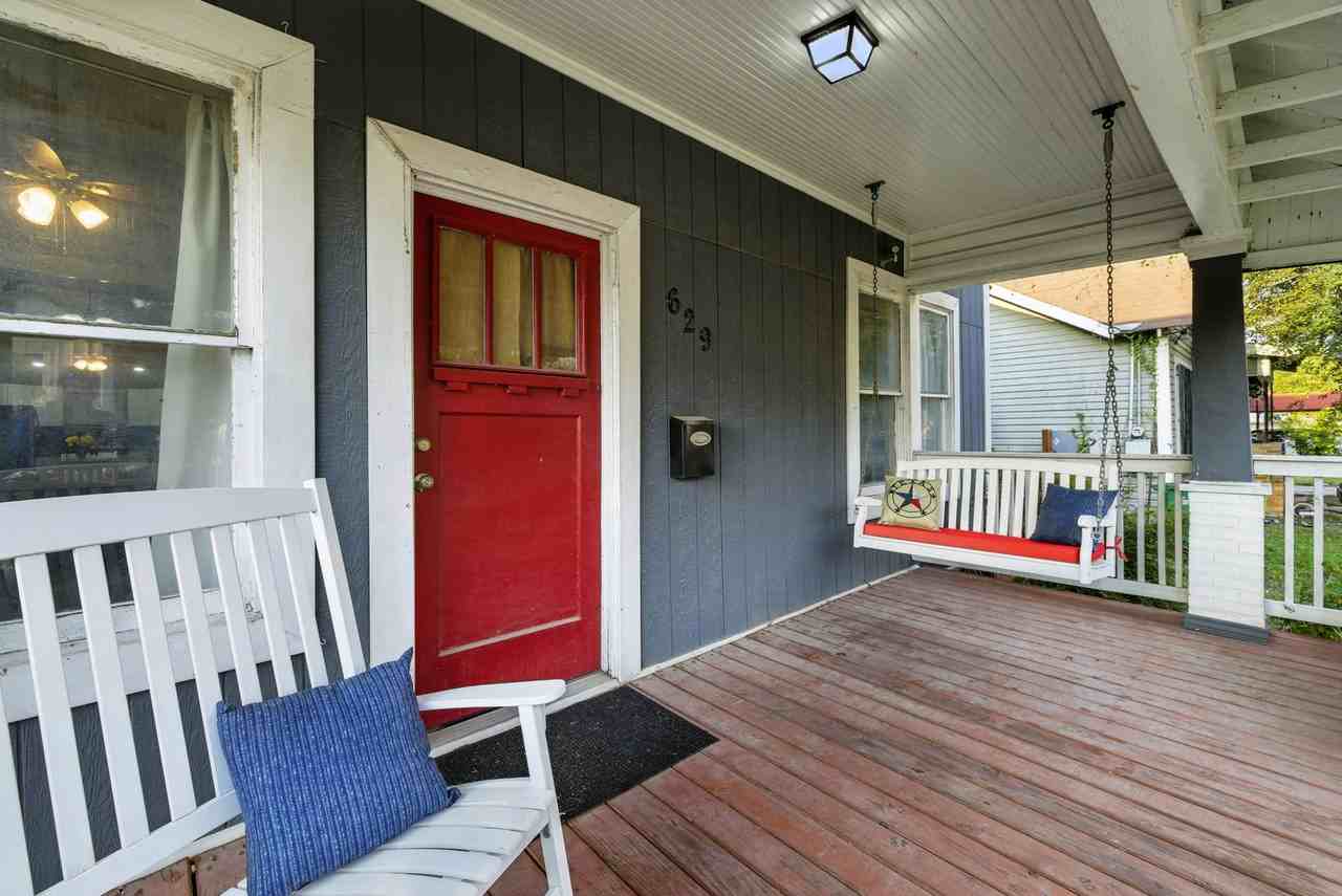 629 Delmar St - Photo 3 of 20