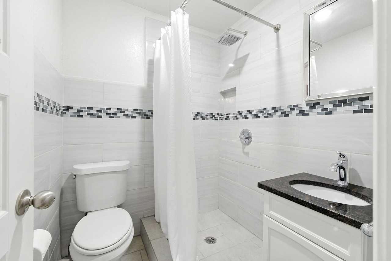 629 Delmar St - Photo 7 of 20