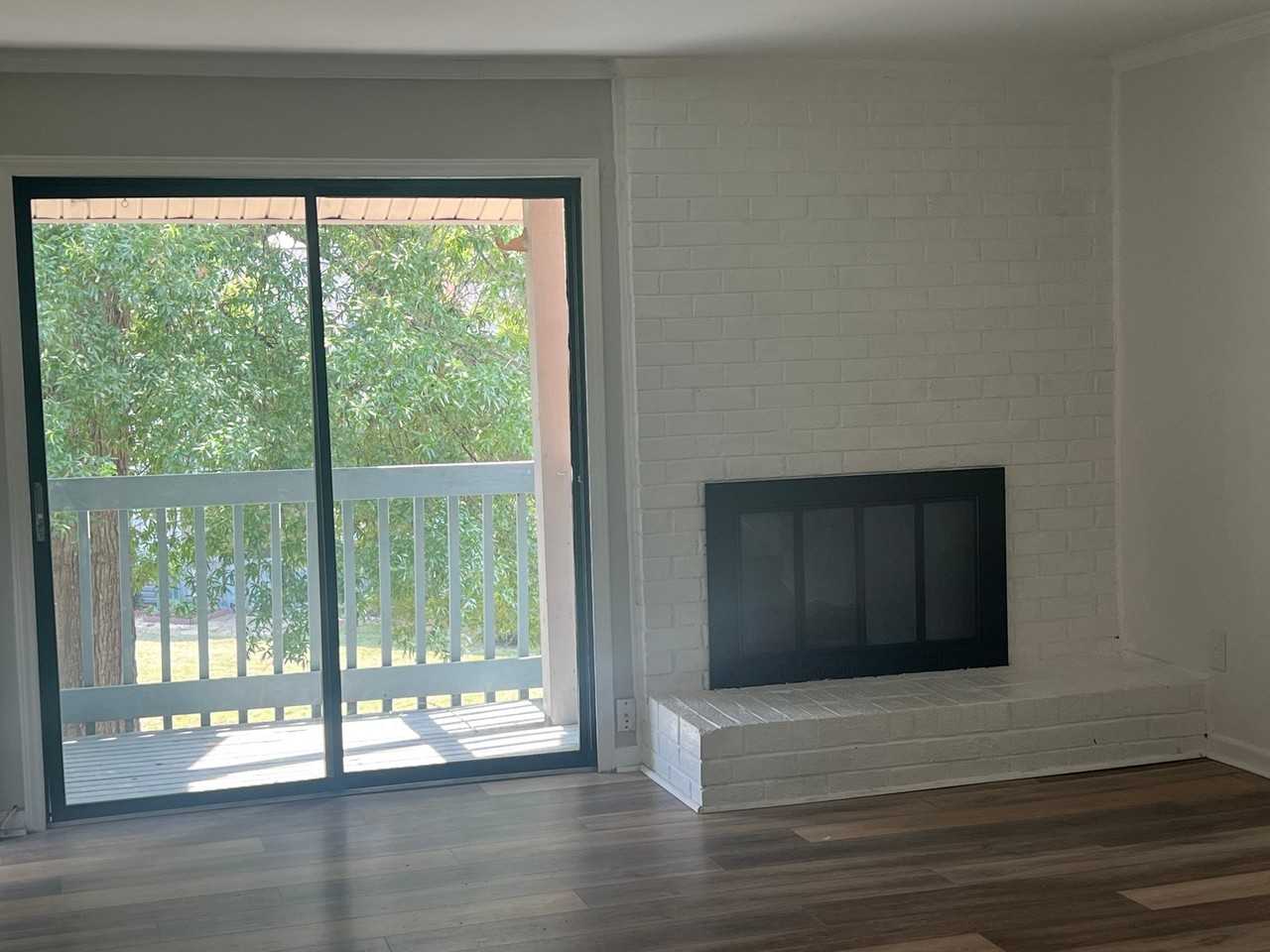10933 Harrowfield Rd - Photo 2 of 15