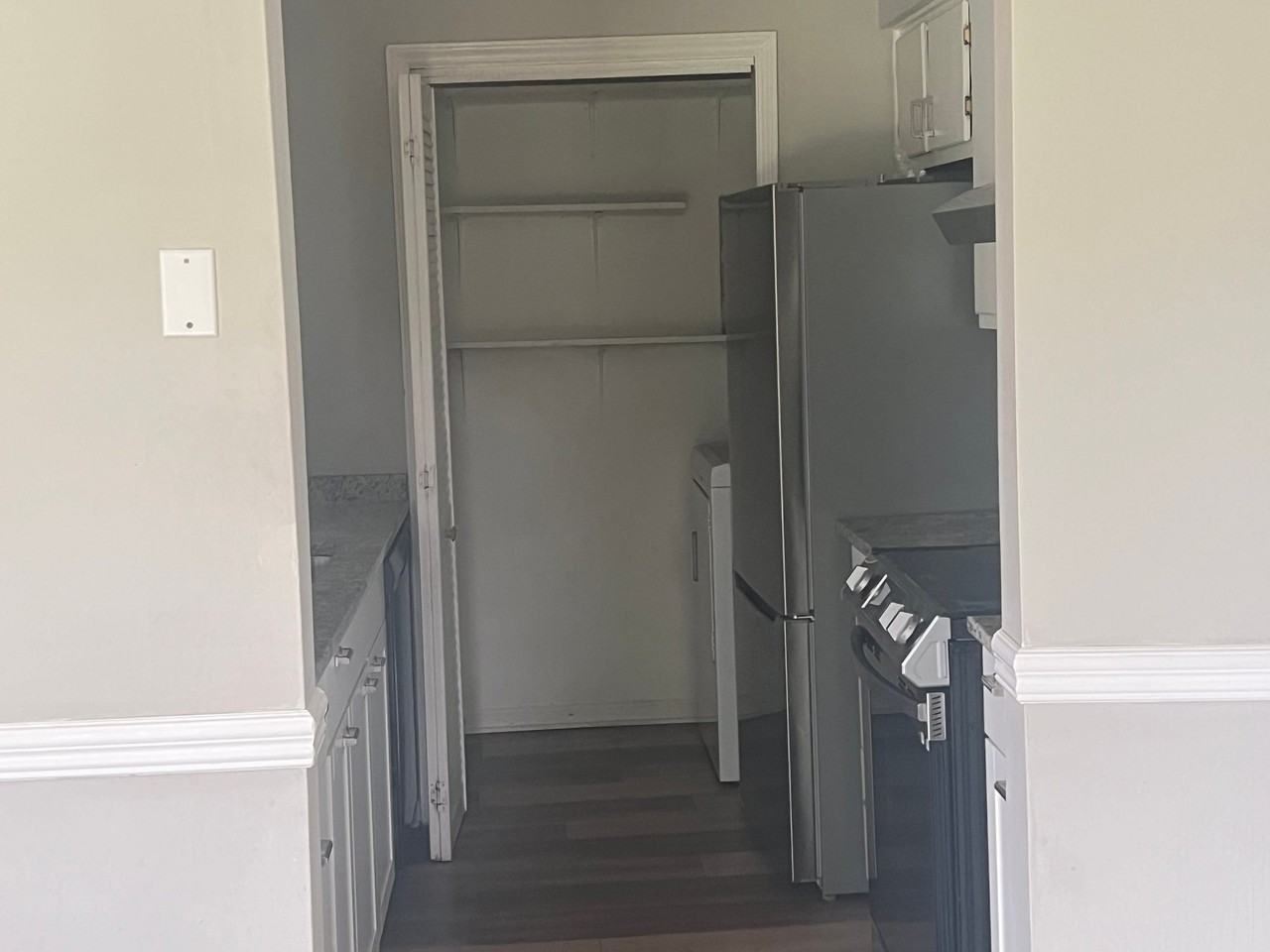 10933 Harrowfield Rd - Photo 5 of 15