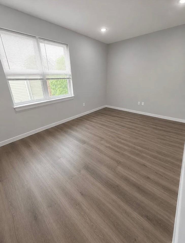 207 Governor St #301 - Photo 5 of 6