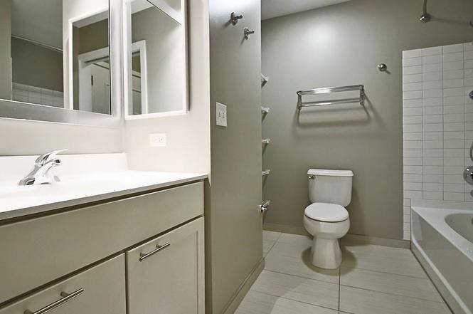 198 W Randolph St - Photo 5 of 15