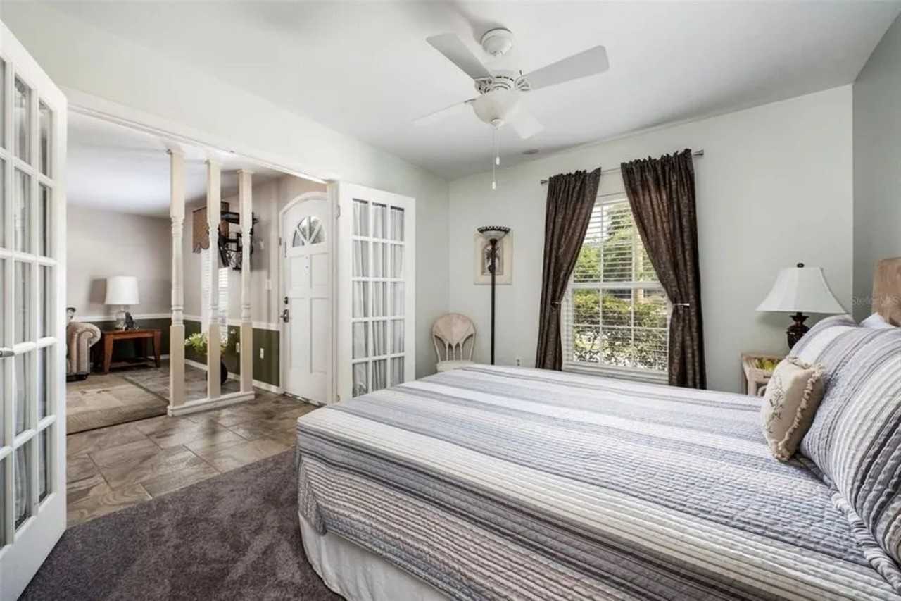 1215 E Lumsden Rd - Photo 2 of 10