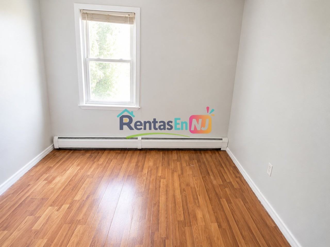 607 N 7th St #3B - Photo 4 of 5