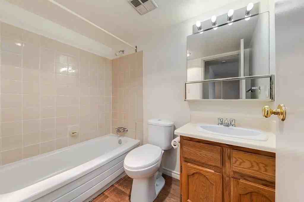 Woodlands Townhomes - Photo 5 of 11