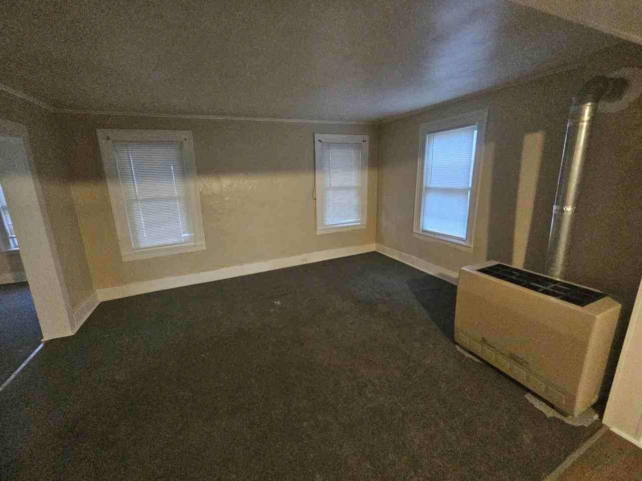 195 Mohawk Street, Unit 1 - Photo 7 of 13