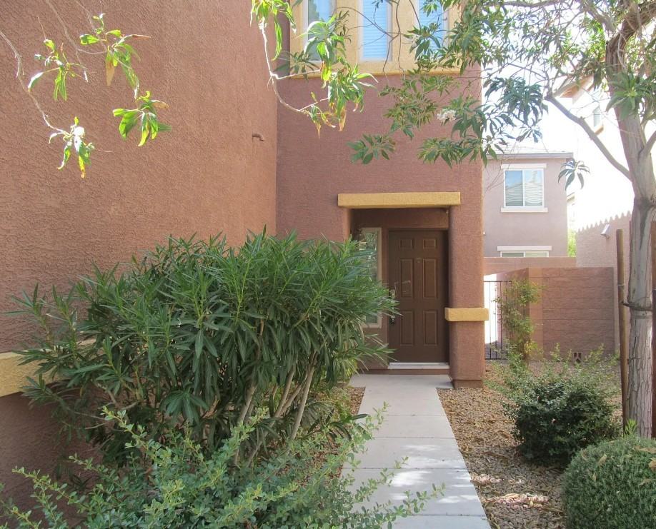 717 Calamus Palm Pl #1 - Photo 5 of 10