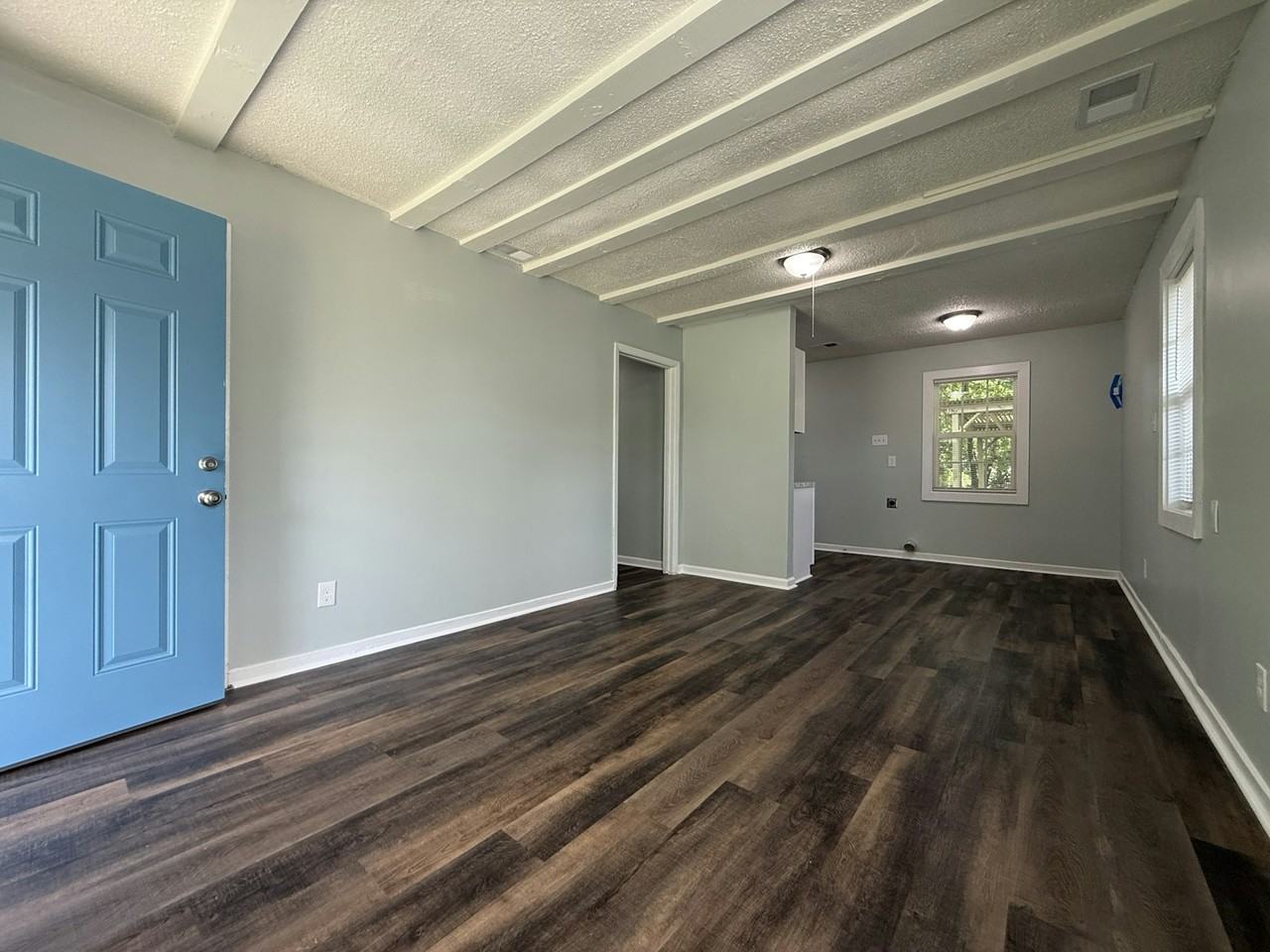 332 Flynn Road - Photo 5 of 9