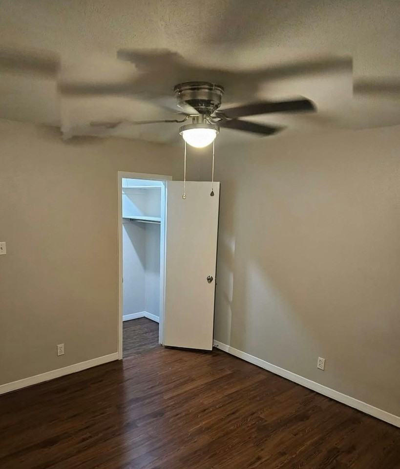 825 E Ailsie Ave, Unit 1 - Photo 3 of 4