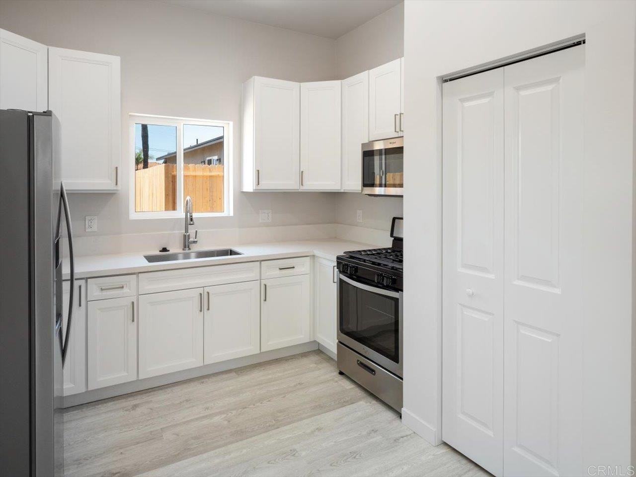2321-2327 Prospect St, Unit 2323 - Photo 3 of 8
