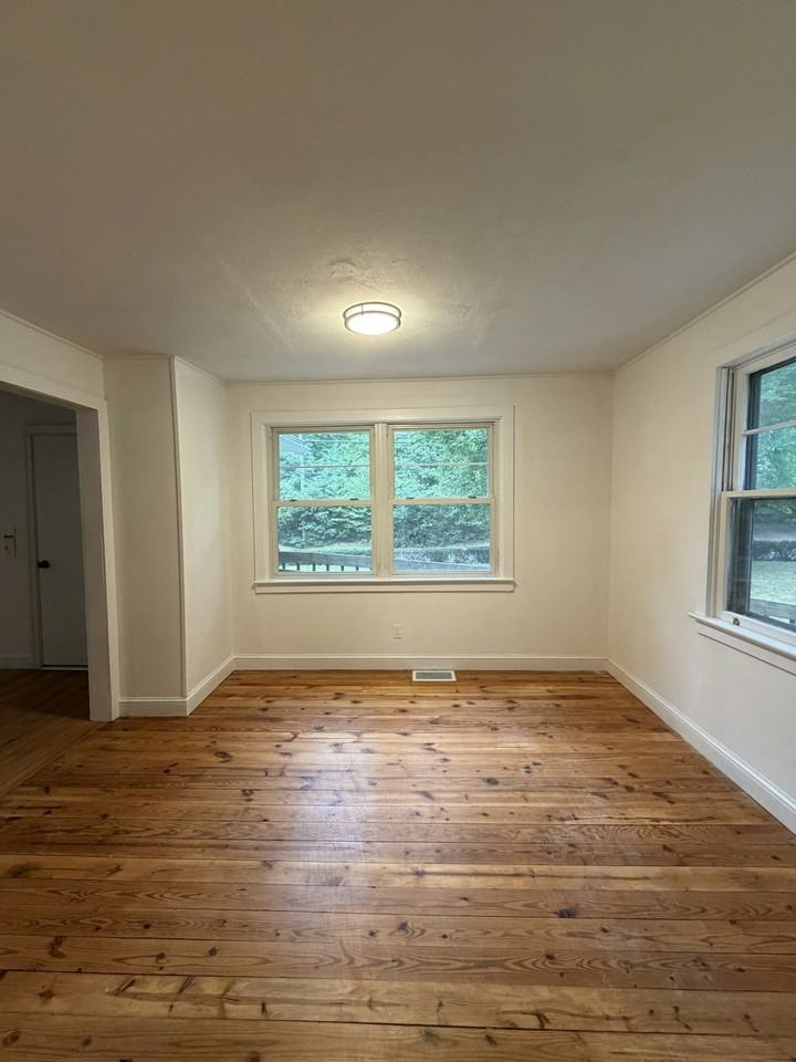 2991 Chestnut Hill Road - Photo 4 of 16