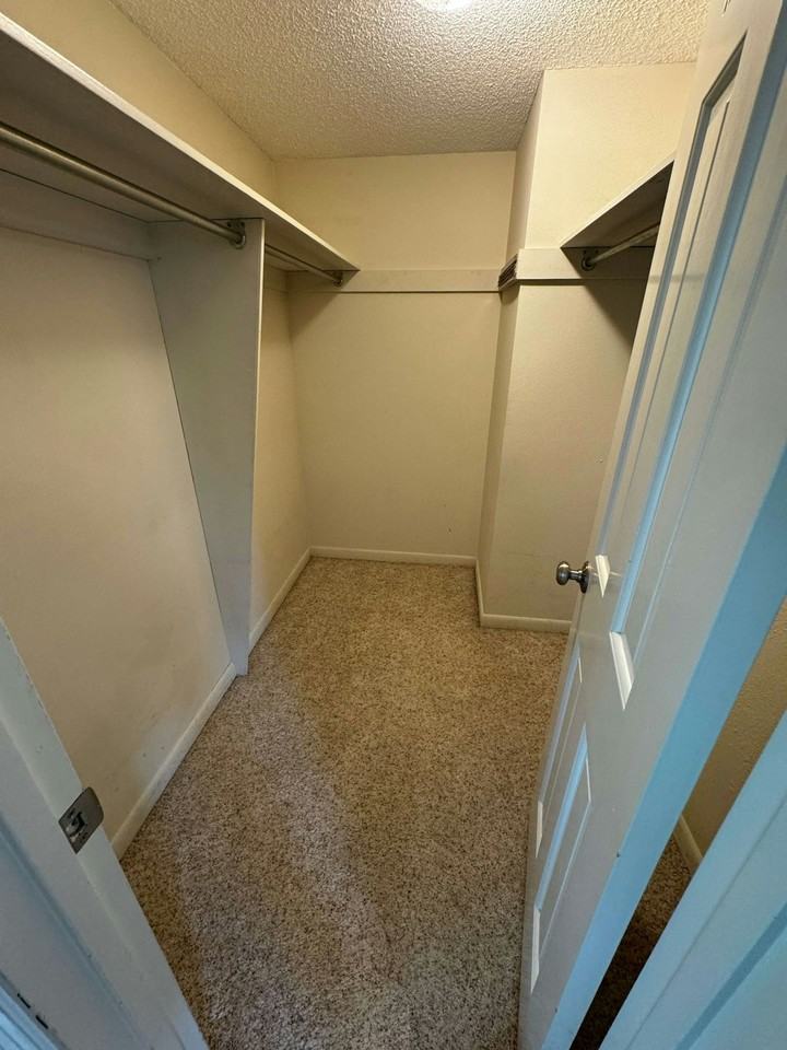 1851 Melrose Ave, Unit 216 - Photo 6 of 10