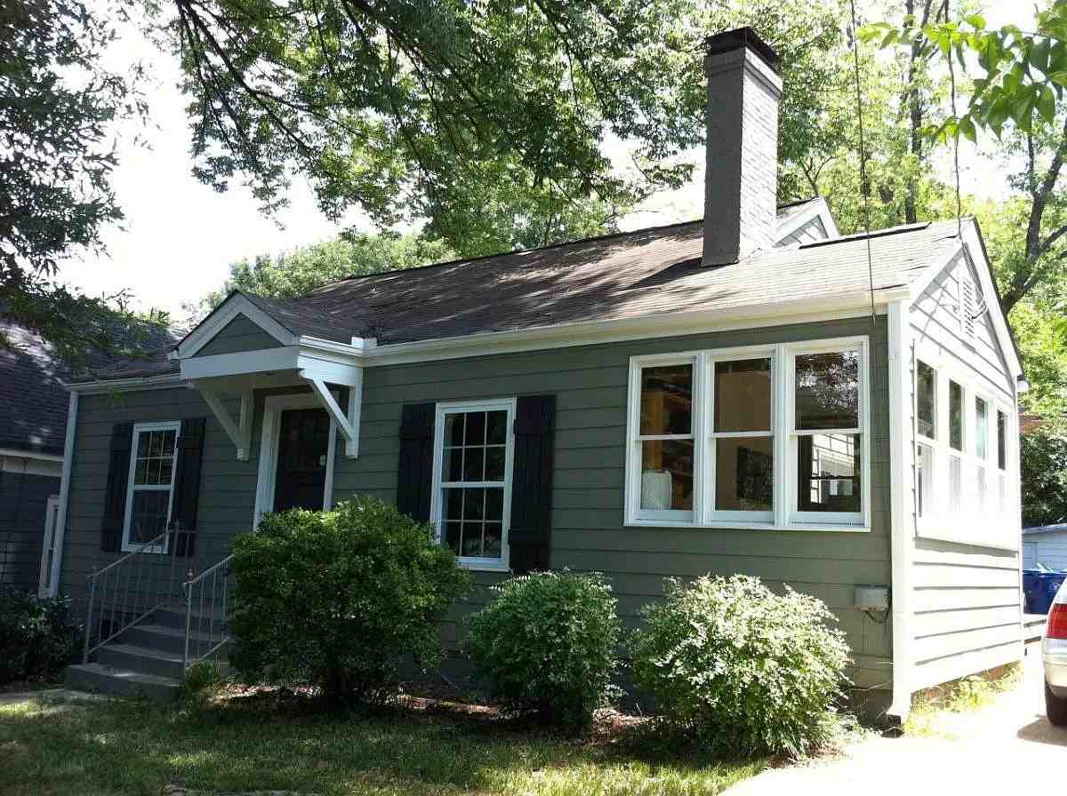 1189 Francis St NW - Photo 4 of 21