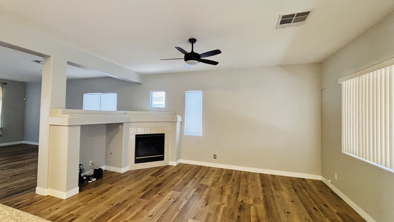 917 Coldwater Falls Way #1 - Photo 7 of 28
