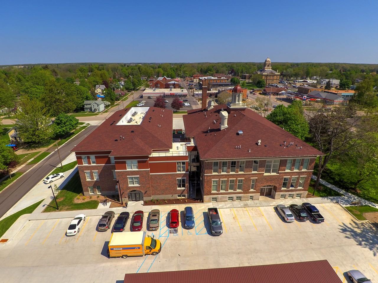 Cavalier Greene - Photo 3 of 26