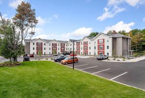 featured image of 1506 W Ridge St