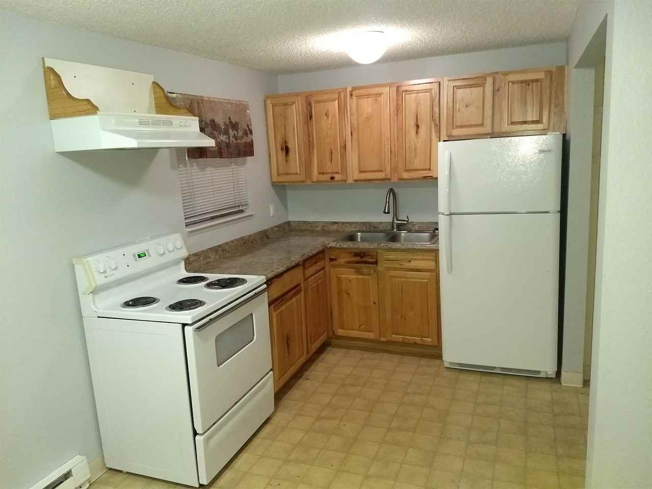 3009 E 33rd St - Photo 6 of 14