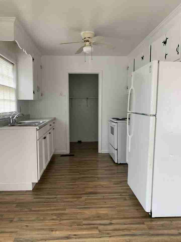 719 English St #1 - Photo 2 of 13