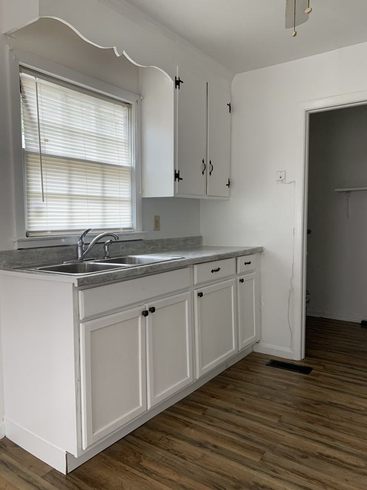 719 English St #1 - Photo 4 of 13
