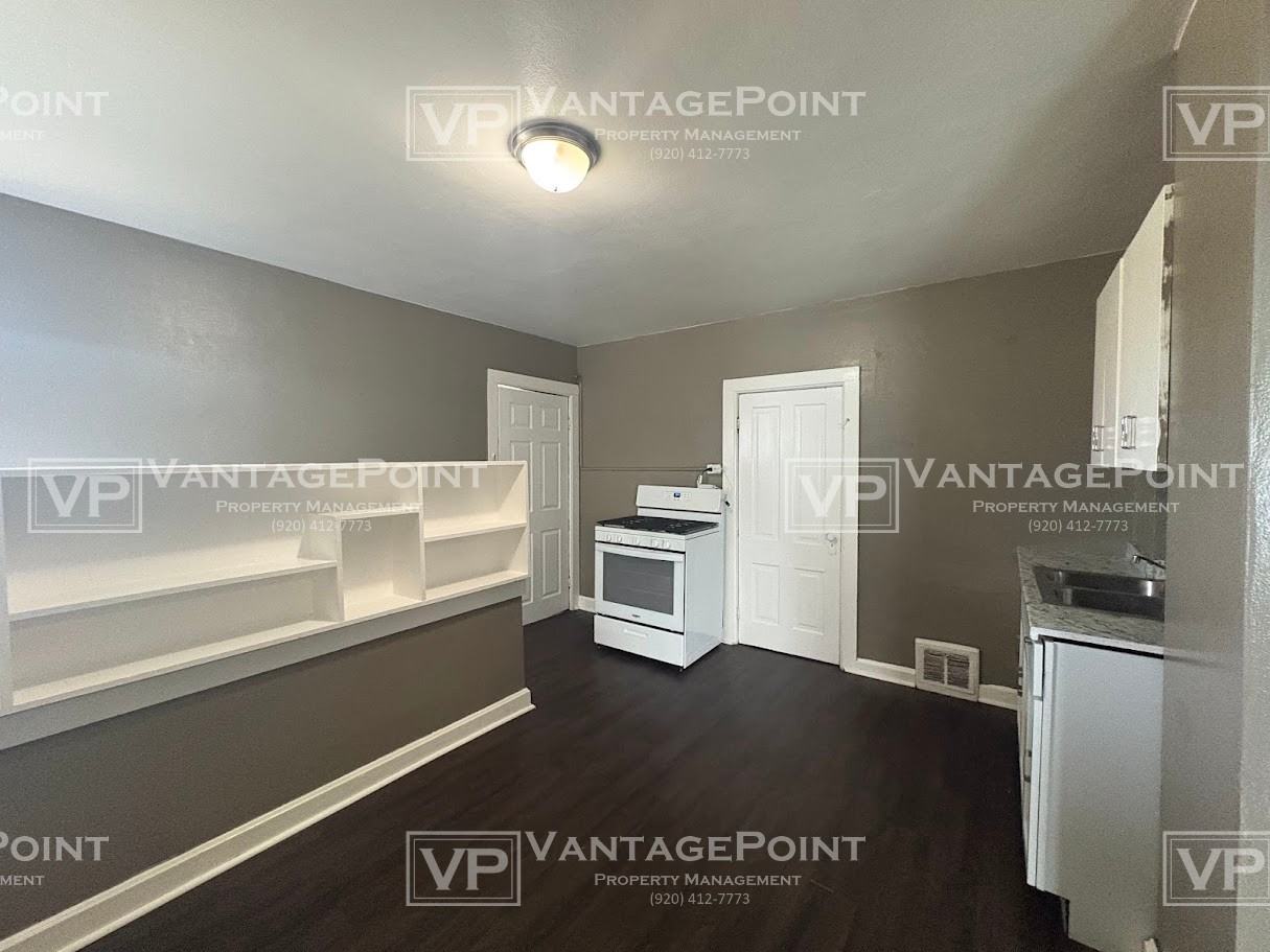 1442 S Chestnut Ave Uppr - Photo 5 of 14