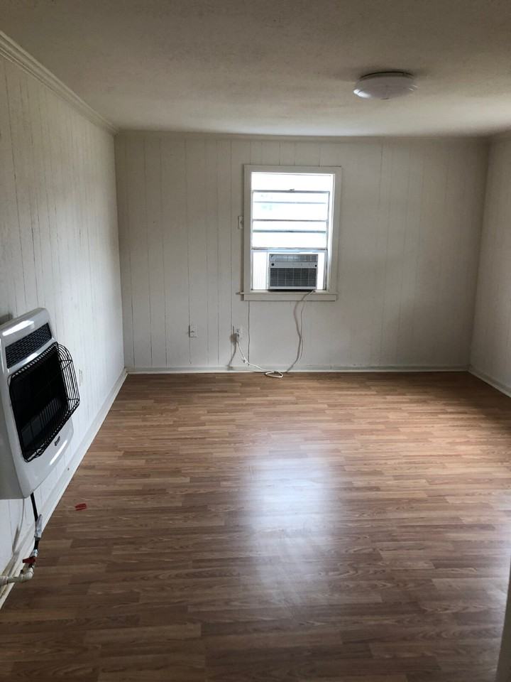 1621 Kathleen St - Photo 5 of 11
