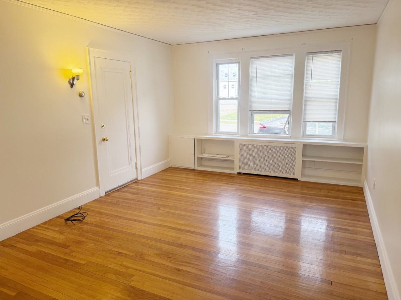 175 Putnam St Apt 1l - Photo 7 of 9