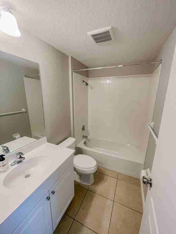3872 Shimmering Oaks Dr - Photo 7 of 22