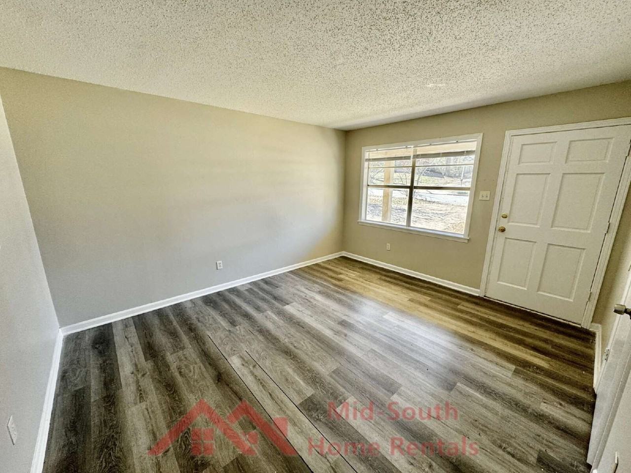 4166 Hobson Rd - Photo 5 of 19