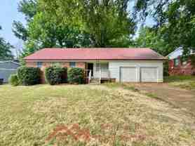 2050 Sharon Ln - Photo 1 of 1