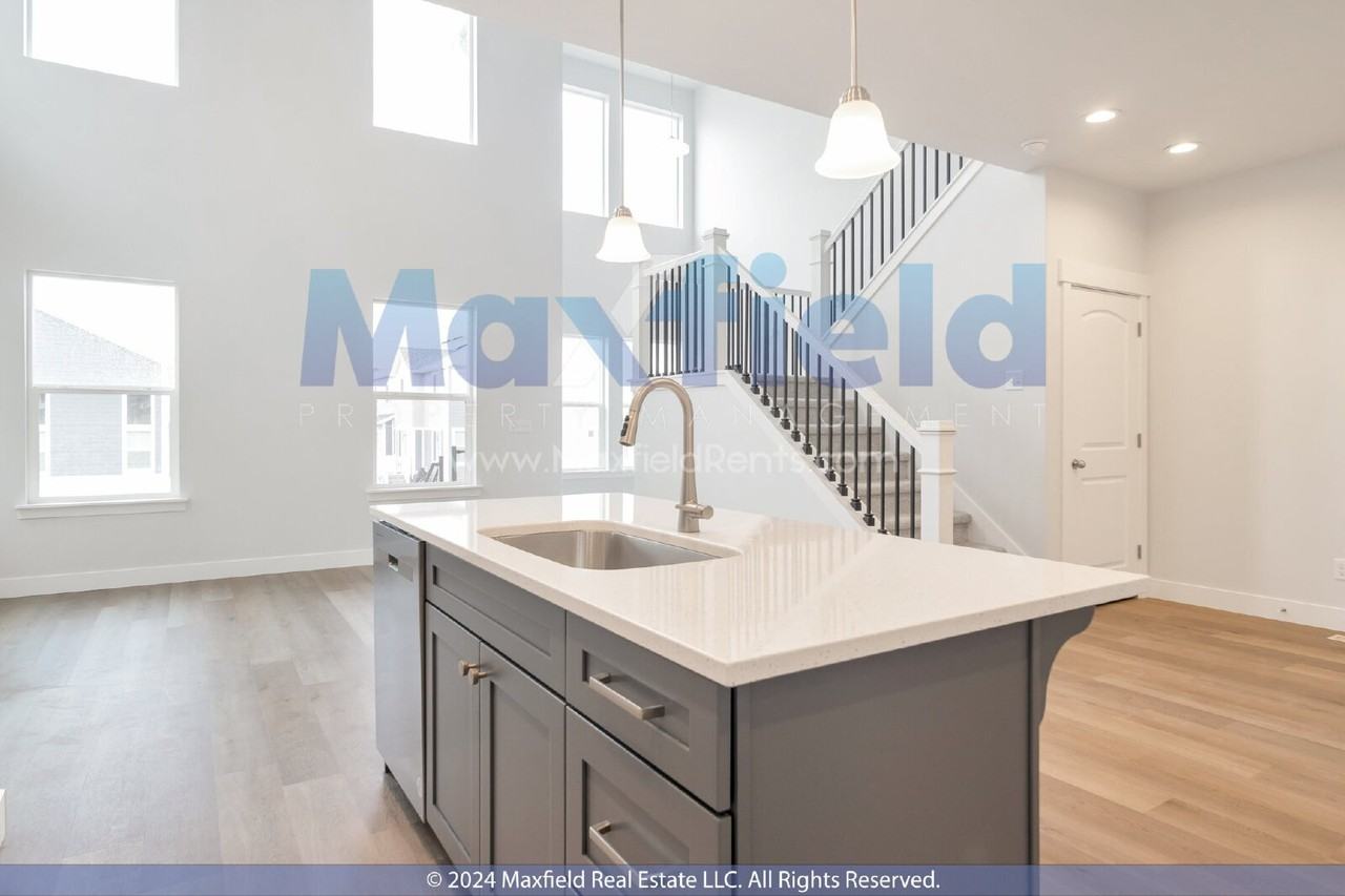 1307 N 3830 W - Photo 5 of 17