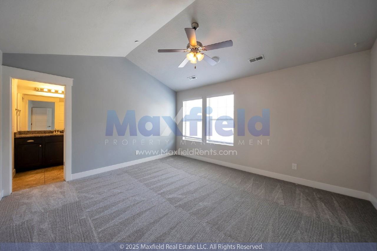 857 W Rontano Ct - Photo 4 of 16