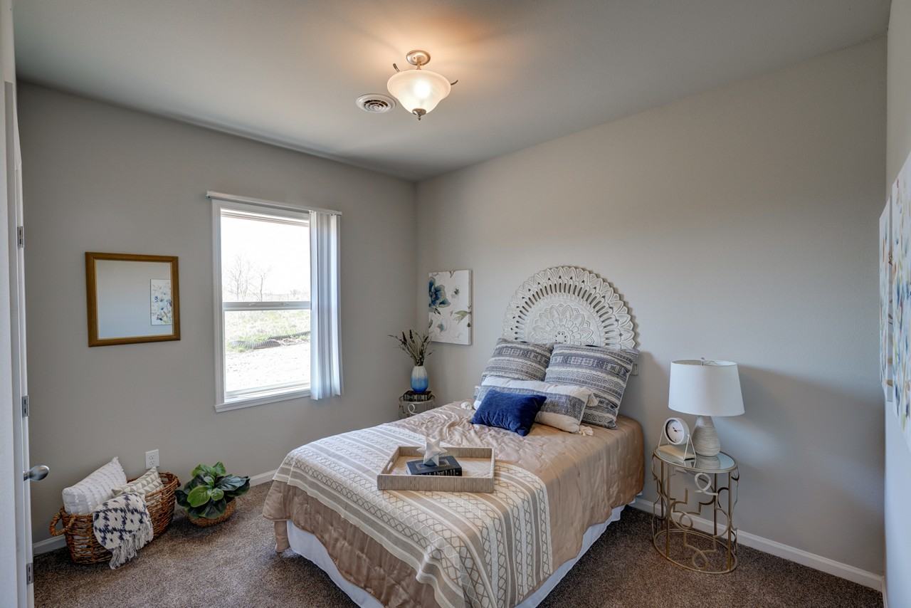 624 Mckay Way #2 - Photo 4 of 17