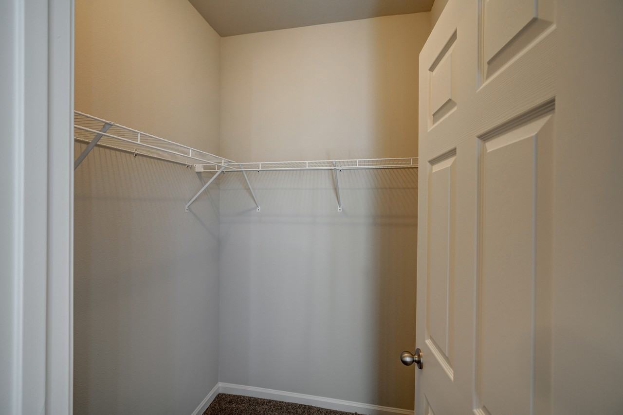624 Mckay Way #2 - Photo 6 of 17