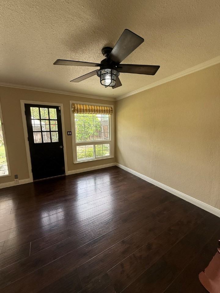 1575 172nd Ave - Photo 6 of 27
