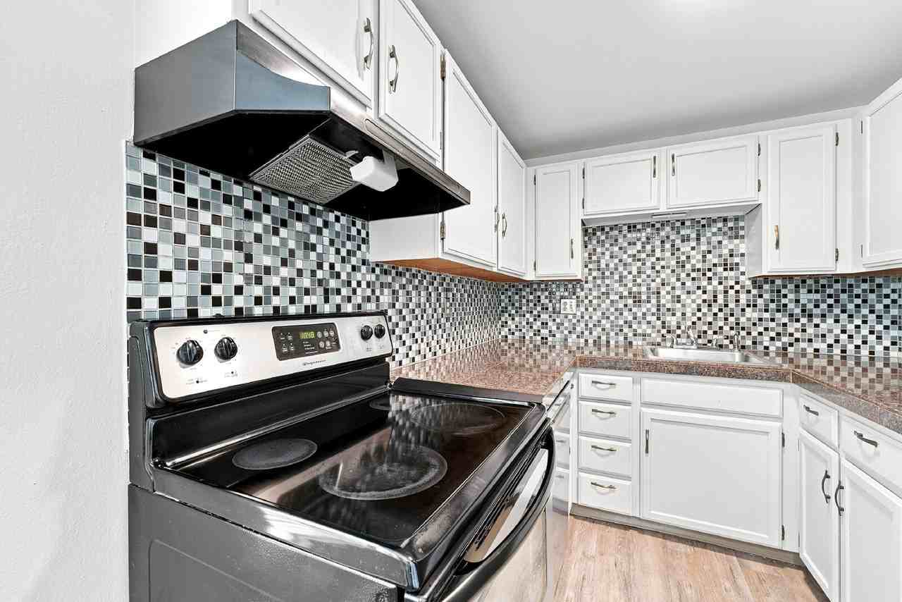 1505 S Ouray Cir #D - Photo 6 of 28