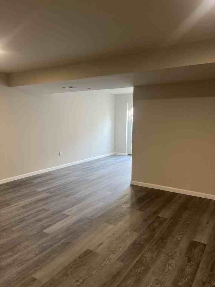 9734 Dumbarton Dr - Photo 6 of 21
