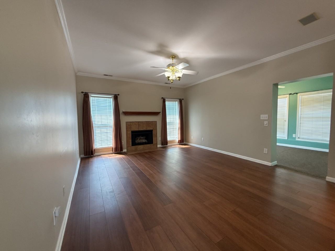 134 Canterbury Dr - Photo 6 of 28