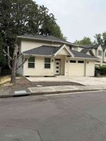 featured image of 3070 Lazy River Dr