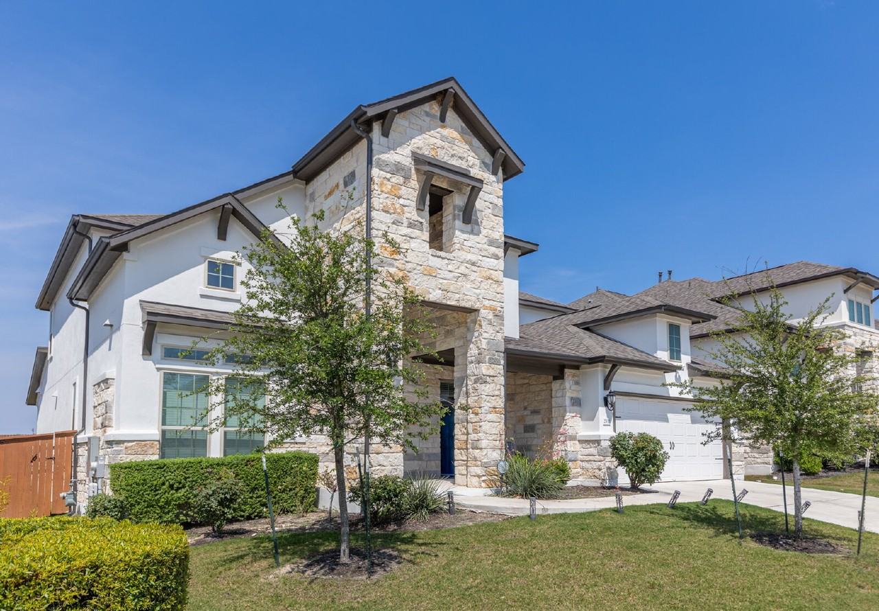 2332 Giona Pl - Photo 3 of 50