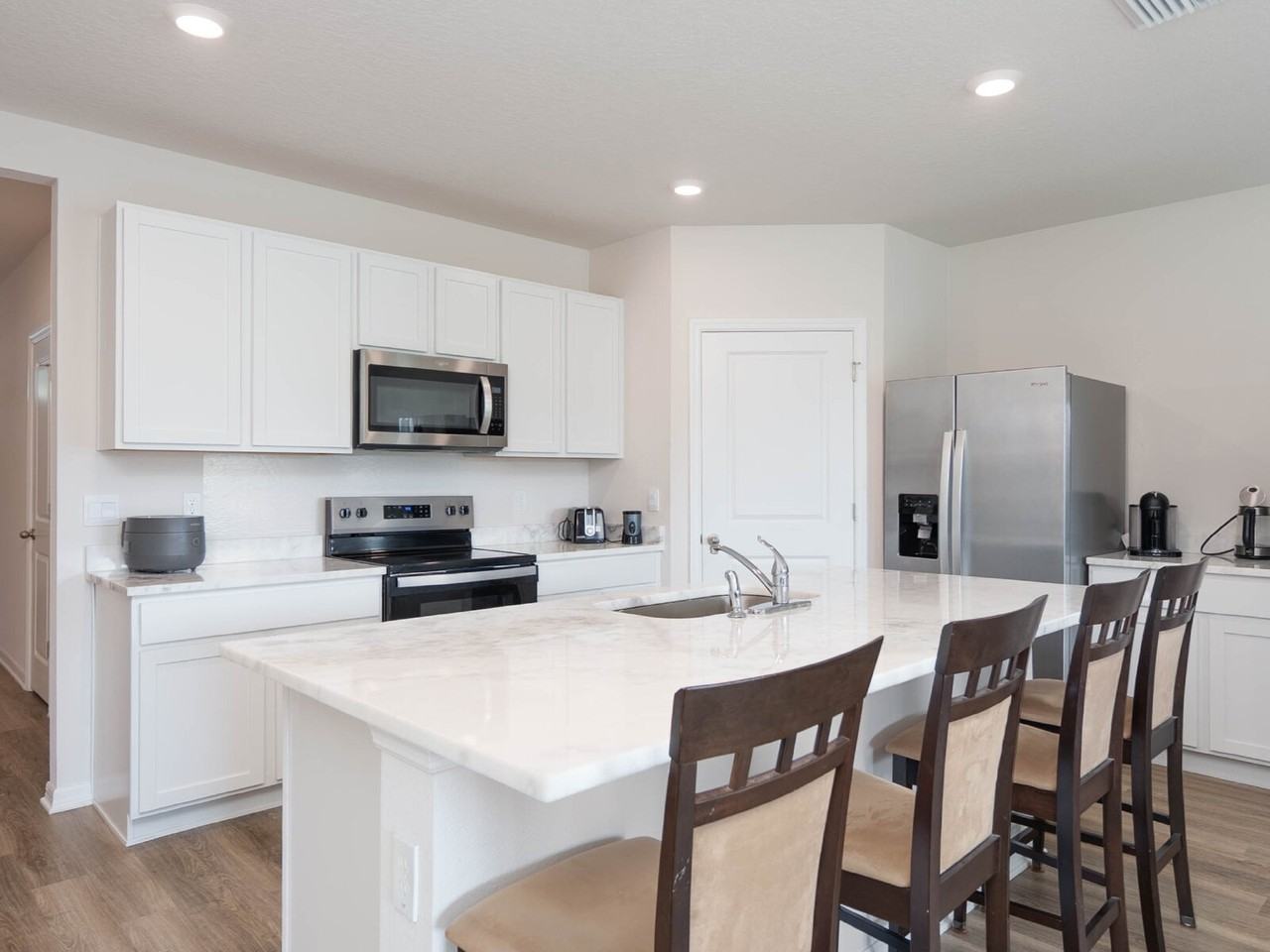 1439 Orchardgrass Cir - Photo 5 of 27