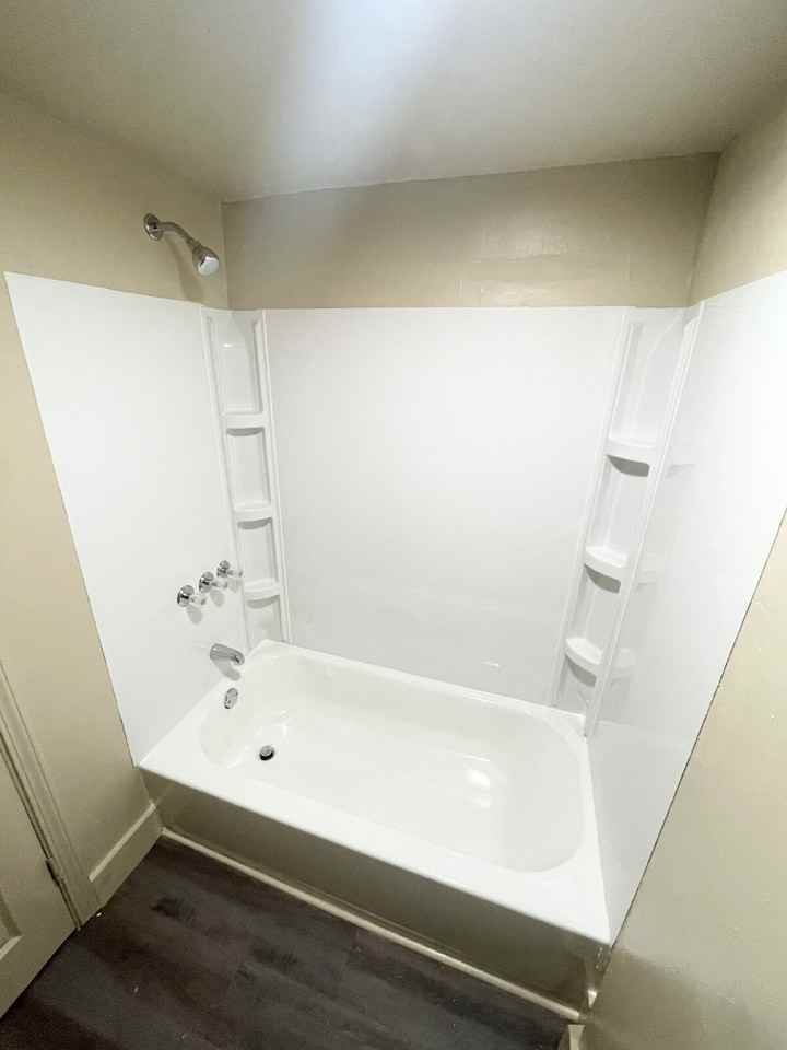 3228 S State Ave - Photo 7 of 8
